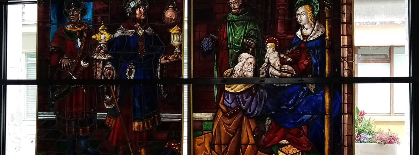 Rencontre autour de la baie 104, une verrière haute de l'église Sainte-Madeleine de Troyes