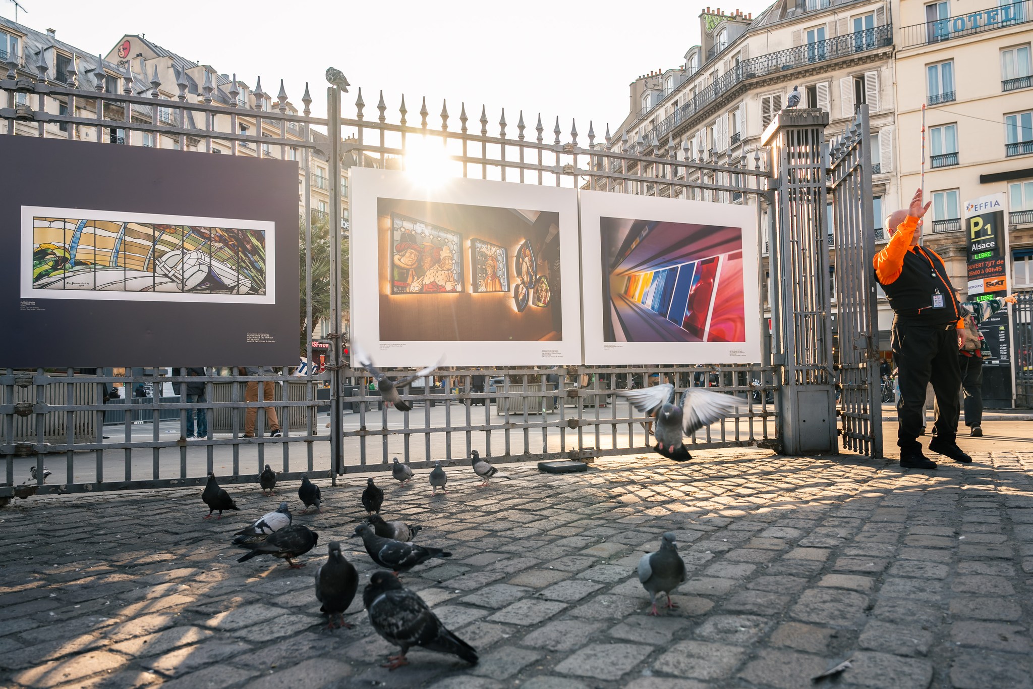 Notre-Dame de Paris : la querelle des vitraux en gare de l'Est