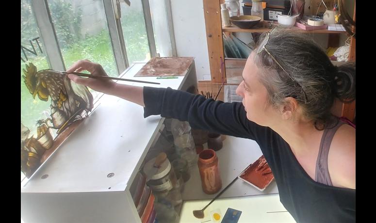 Anne Veyrier du Muraud dans son atelier 